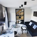 Apartment Dwupoziomowy 56m2 Z 2 Balkonami *