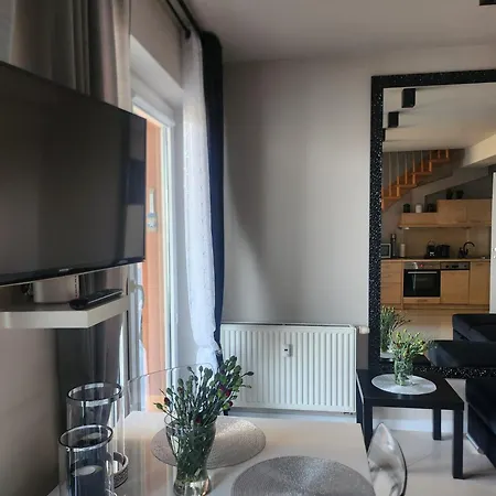 6 Os, Dwupoziomowy 56m2 Z 2 Balkonami * Kolobrzeg